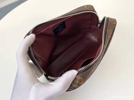 Affordable PM TOILETRY POUCH VUITTON LOUIS 0617